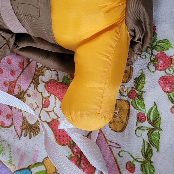 Pooh Bear Packback - Picture 2 of 9